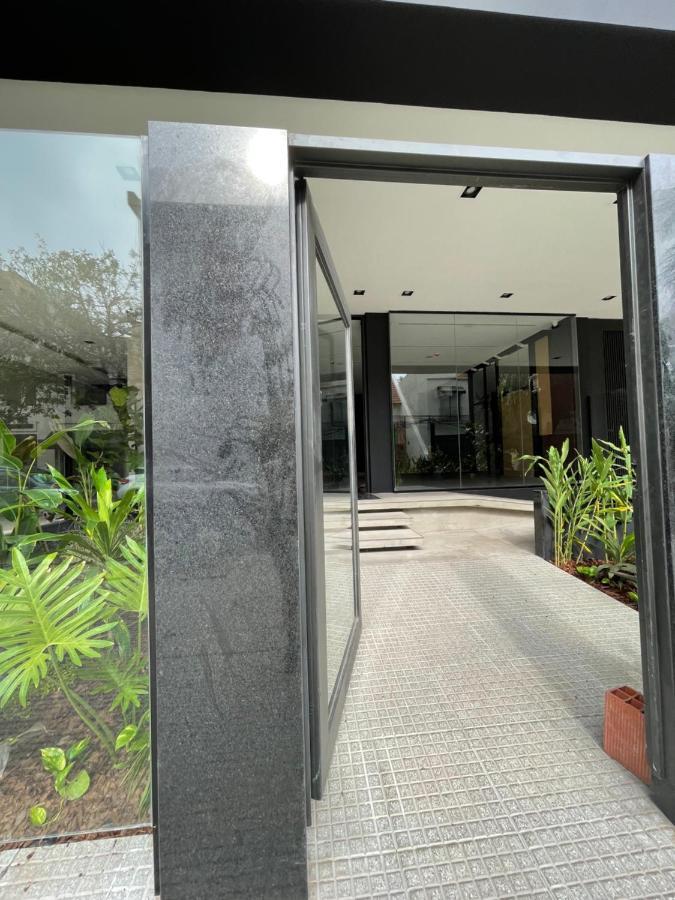 Edificio El Arbol Piso 2 * Corrientes